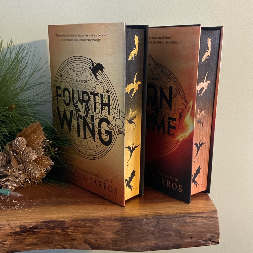 Fourth Wing 🪽 and Iron Flame 🔥